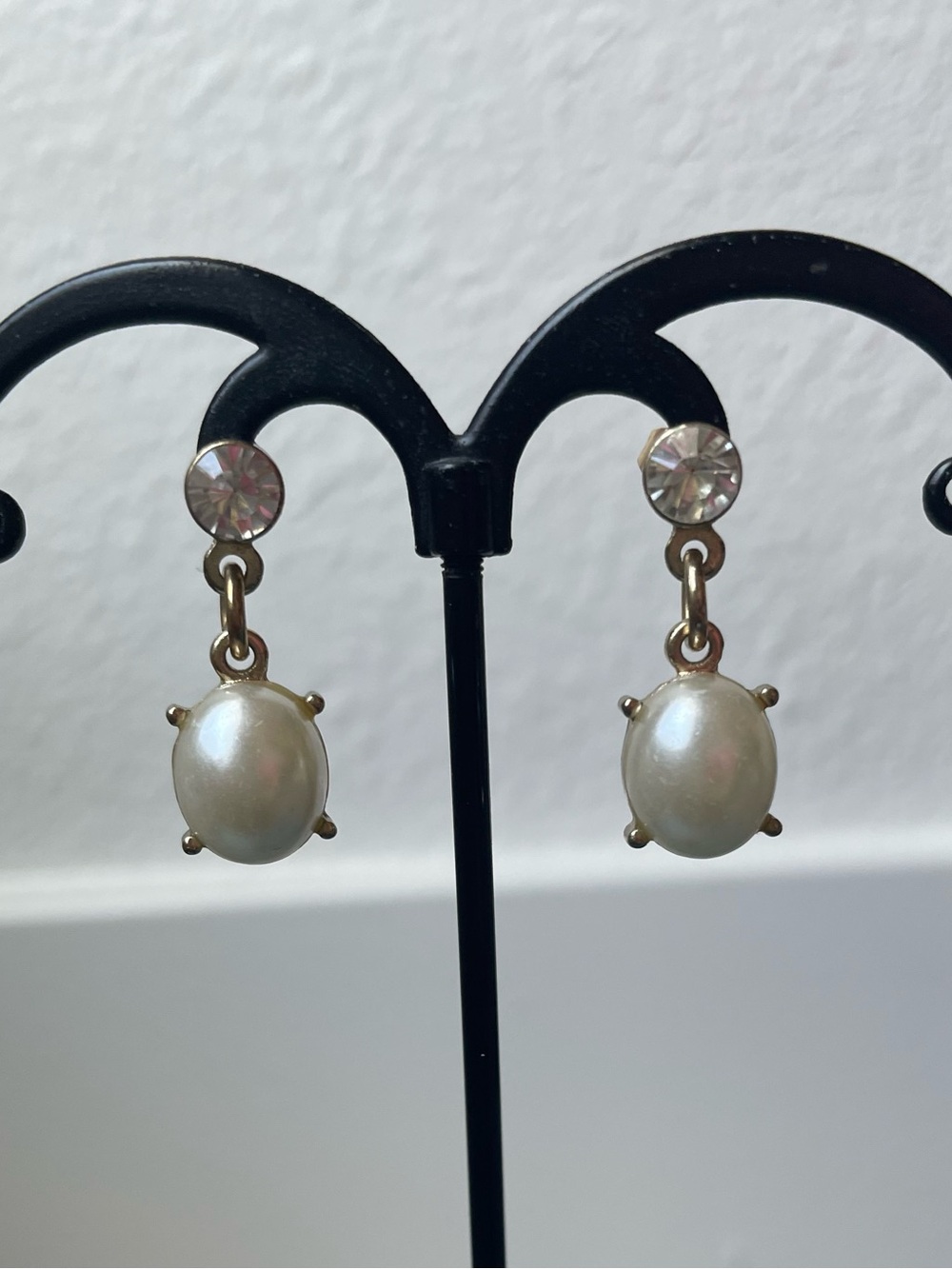 Classic Pearl & Crystal Rhinestone Prong Set Drop Earrings